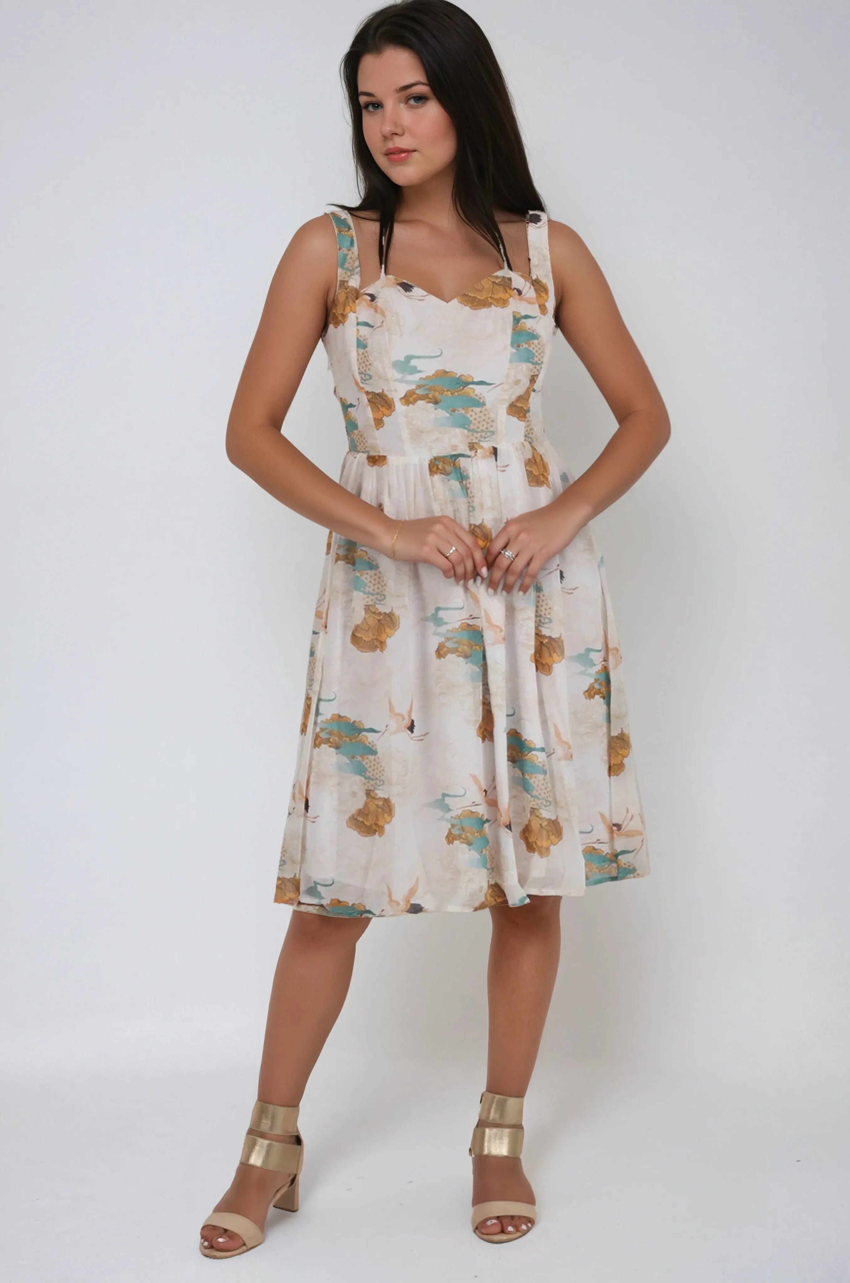 Arris Tea Dress with Sweetheart Neck
